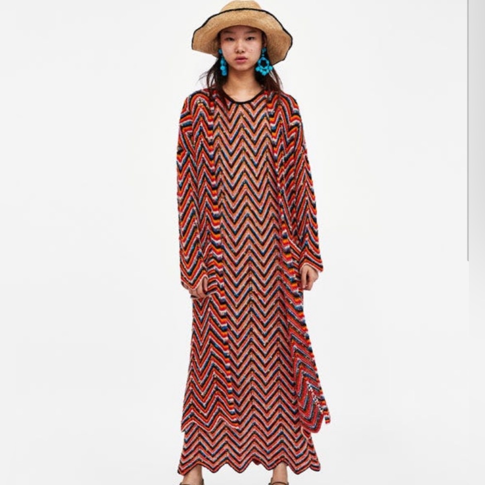 Zara Brand - Long Multicolor Cardigan. ZigZag Pattern, vibrant colors